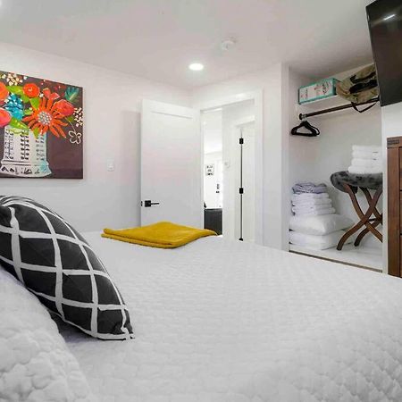 Sleeps 16 - 15 Min/Downtown, 10 Min/Medical Center Villa Аурора Екстериор снимка