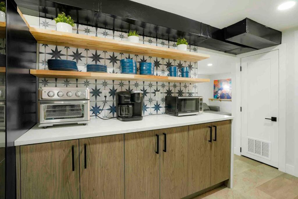 Sleeps 16 - 15 Min/Downtown, 10 Min/Medical Center Villa Аурора Екстериор снимка
